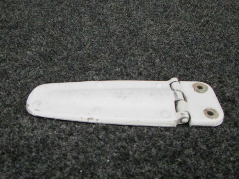0711037-504 Cessna Hinge Lower RH Assembly (SA)