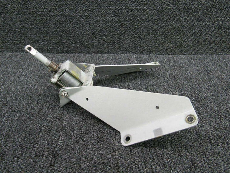756-217 Piper PA24-250 Screw &amp; Stop Stabilator Trim Tab W/ Brackets