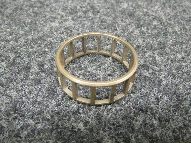 695445 Retainer, Roller Bearing (NEW OLD STOCK) (SA)