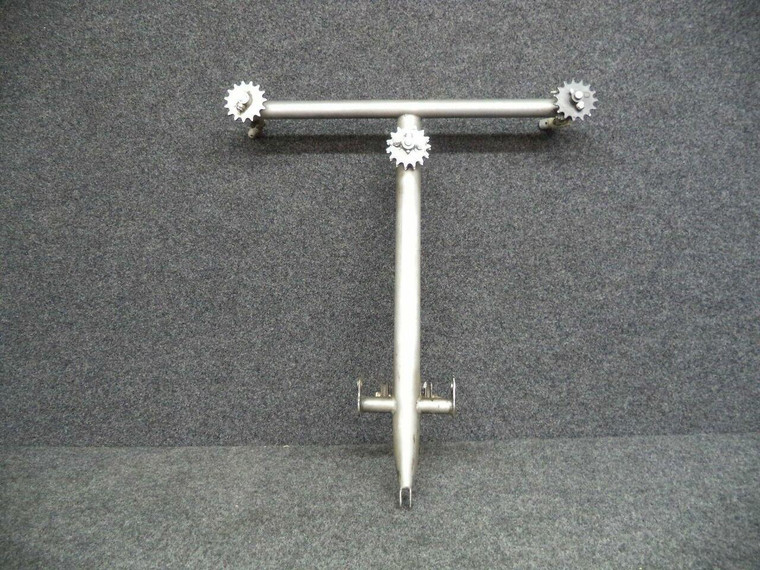 62703-033 Piper PA28-181 Archer Tee Bar Control Column