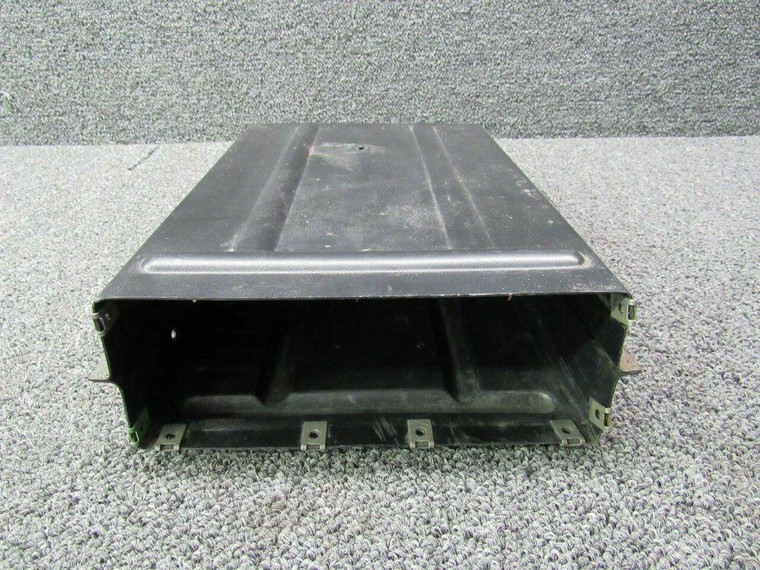 0413375-10 (Use: 0413375-18-279) Cessna 150B Map Case Assy