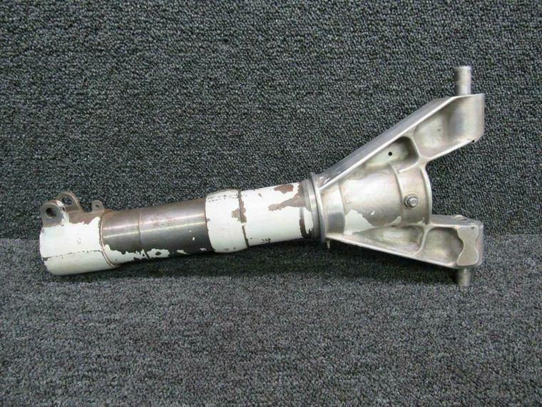 5041000-210 Cessna 310P / 310Q Main Gear Upper Trunnion Cylinder Assy RH