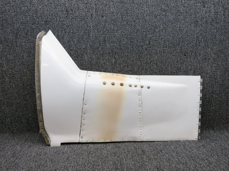0826002-204 (Use: 0826002-206) Cessna 310N Main Gear Door Assembly LH (White)