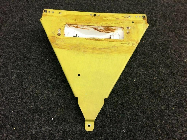 B-8110-1, 49081-002 Piper PA-31T Grimes Light Socket with Bracket (28V)