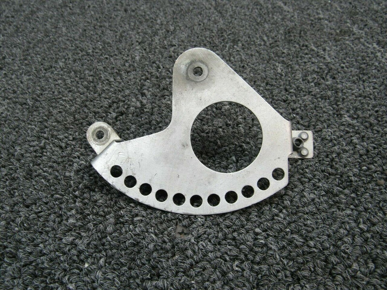 0713314-1 Cessna 182L Cowl Flap Control Position Bracket