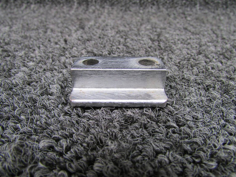46536-000 Piper PA31T Block Door Retaining