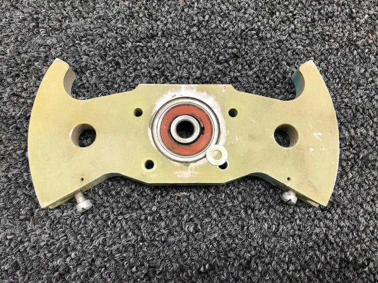 002-524026-7 Beech B58 Bellcrank Rudder Horn
