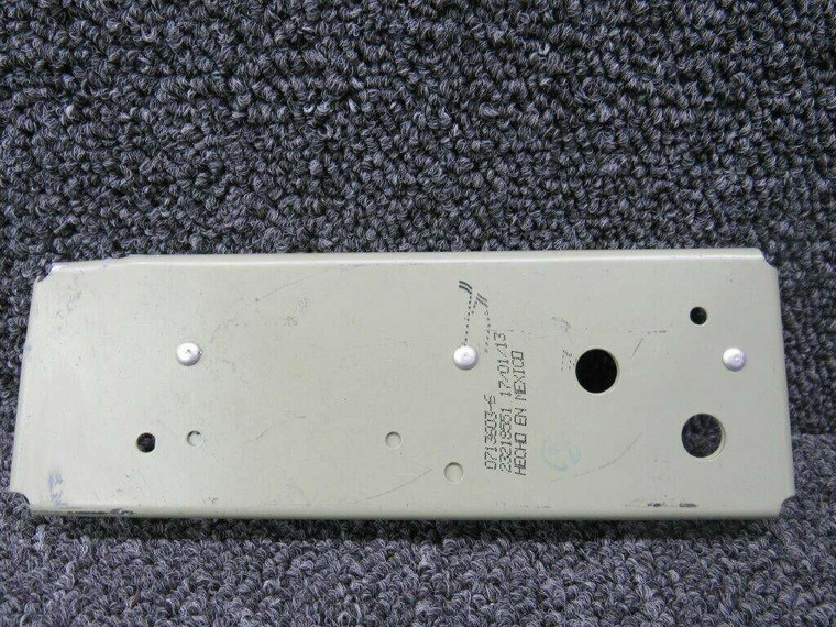 0713603-2 Cessna 182T Bulkhead Assembly RH