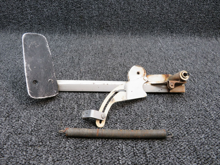 0741623-1, 1211520-2 Cessna T210L Retractable Cabin Step Assembly with Spring