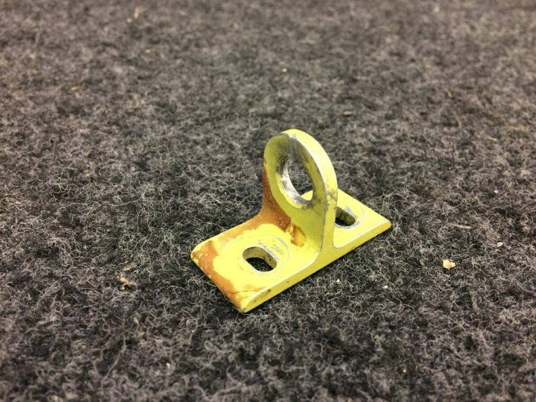 45352-000 Piper PA31T Bracket Latch
