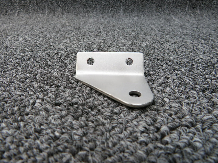 2011028-2 Cessna 172RG Seat Belt Fitting RH (Bead Blasted)