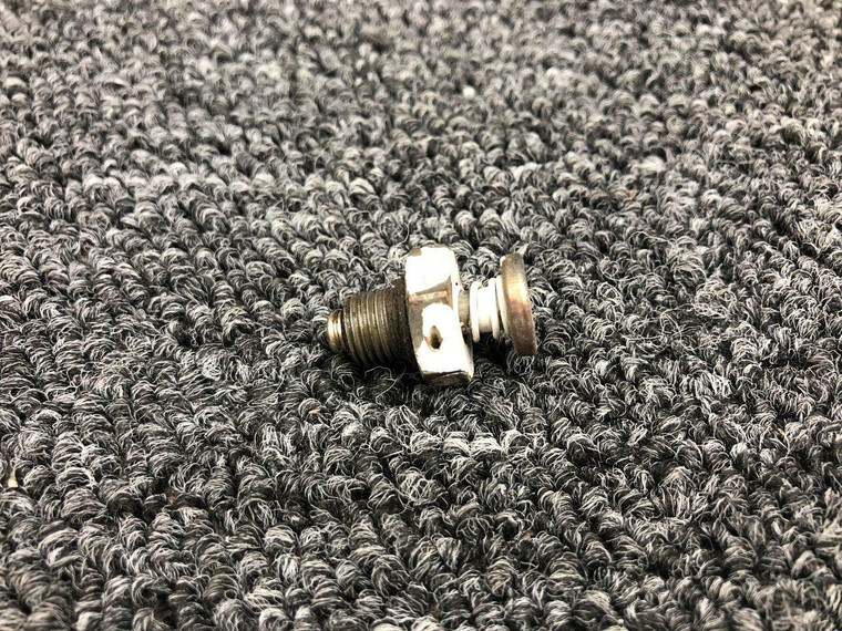 0320105 Cessna T210F Plug Fuel Tank Drain
