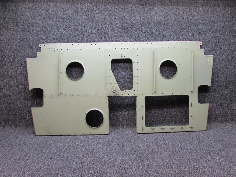 0713668-19 Cessna 182T Floorboard Assembly Forward