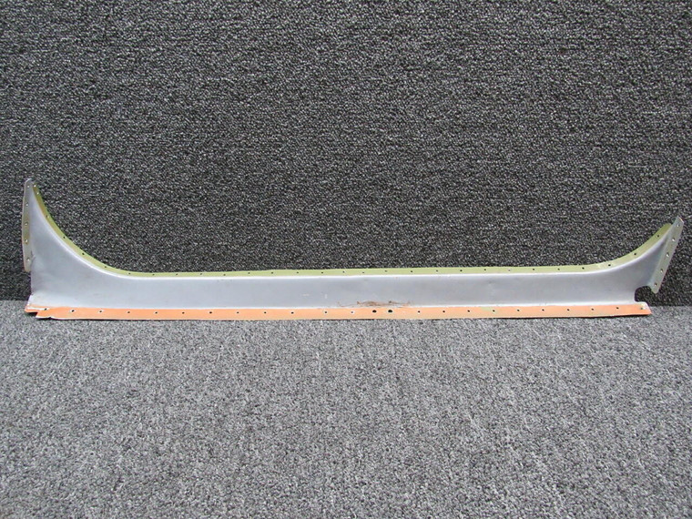 0511000-37 (USE: 0713990-2) Cessna A185F Frame Assy Lower Door Support Inbd RH