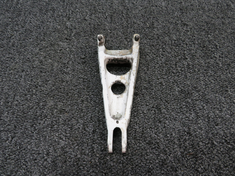 35-815194-1 (Use: 35-815194-3) Beechcraft Torque Link Main Gear Lower