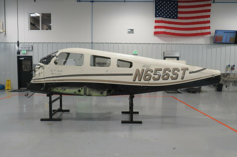 Piper PA28-181 Fuselage w Airworthiness, Bill of Sale, Data Tag, and Logs