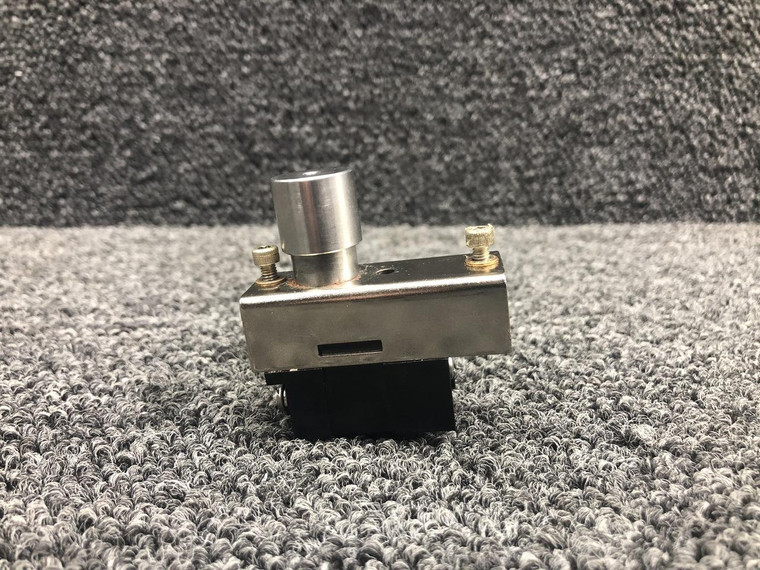 B565-1 (Alt: M8805-55-005) Robinson R44 Otto Controls Foot Switch Assy