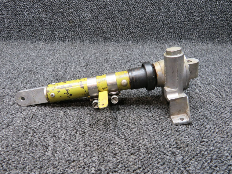 5604011-501 / 5604013-1 Grumman AA-5A Flap Actuator Assembly (Minus Motor)