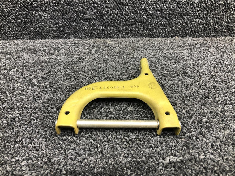 002-430024-1 Beech F33A Landing Gear Retract Actuator Idler Arm Assembly