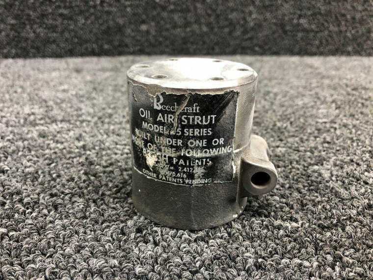 35-825092 Beechcraft H35 Nose Gear Cap Barrel