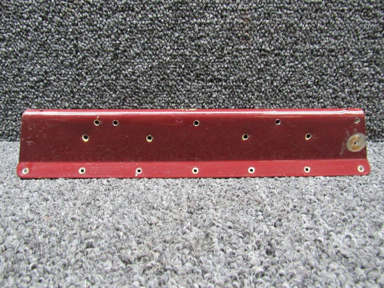 33-130000-19 Beechcraft 55 Aileron Clip (SA)