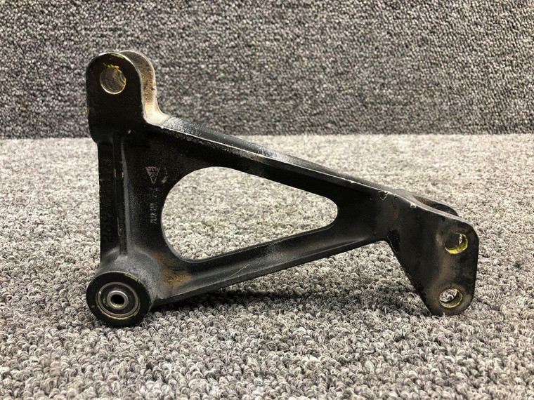 269A7517 (USE: 269A7514T) Hughes 269C Cyclic Pitch Control Bellcrank