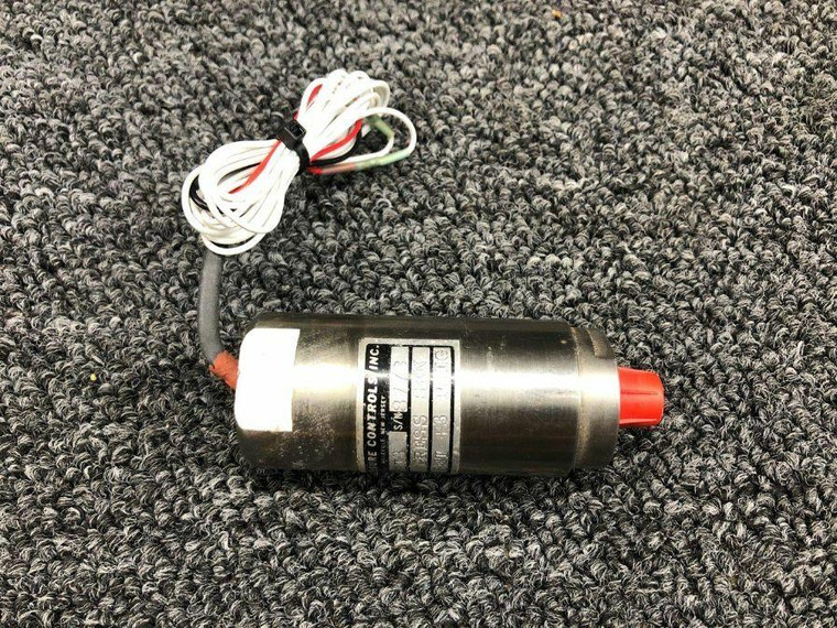 C13 Pressure Controls Inc. Pressure Sensor (Volts: 14) (NEW OLD STOCK) (SA)