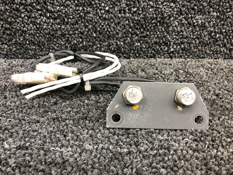B320-3, D114-1 Robinson R44II Main Rotor Gearbox Sender and Bracket