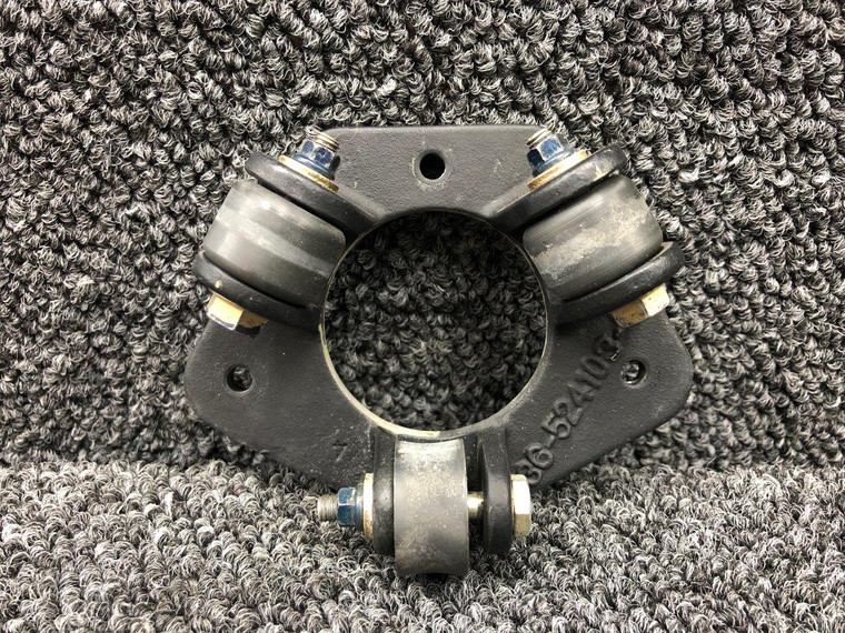 36-524103-1, 36-524102-3 Beechcraft 58 Pilot Control Collar Assy with Rollers