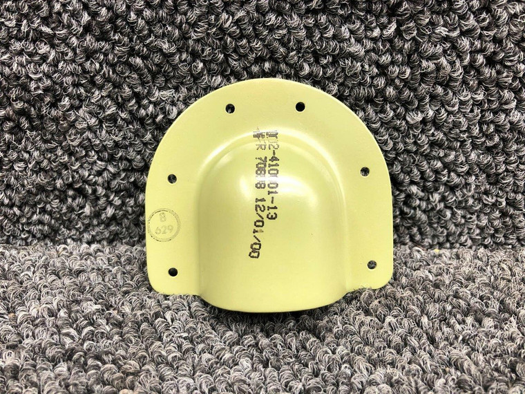 002-410001-13 Beechcraft 58 Vent Bracket (NEW OLD STOCK)