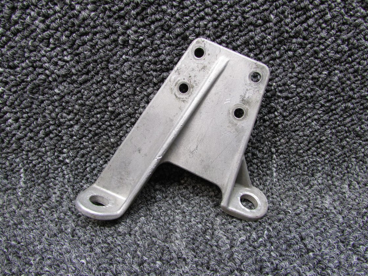 5655210-1 (FSO: 5655210-3) Continental TSIO-520-J Engine Throttle Bracket