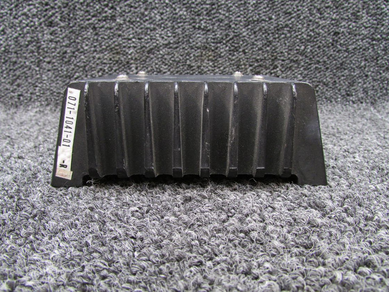 071-1041-01 King Radio KA-39 Voltage Converter with Mod (Volts: 28 to 14)