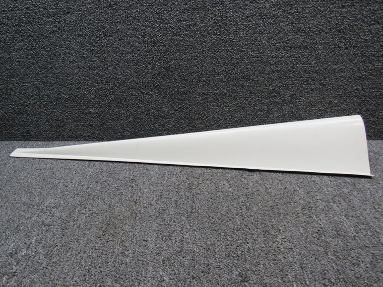 GF78913 Piper PA28RT Globe Fairing Forward Dorsal (NEW OLD STOCK) (SA)