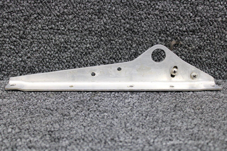 1552516-1 Cessna T337G Forward Cowl Flap Torque Tube Support