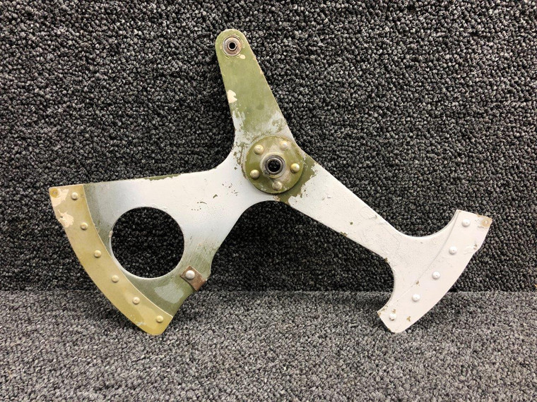 1560137-1 Cessna T337G Aft Elevator Bellcrank