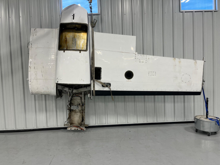 0822037-49 Cessna 310Q LH Wing Assembly