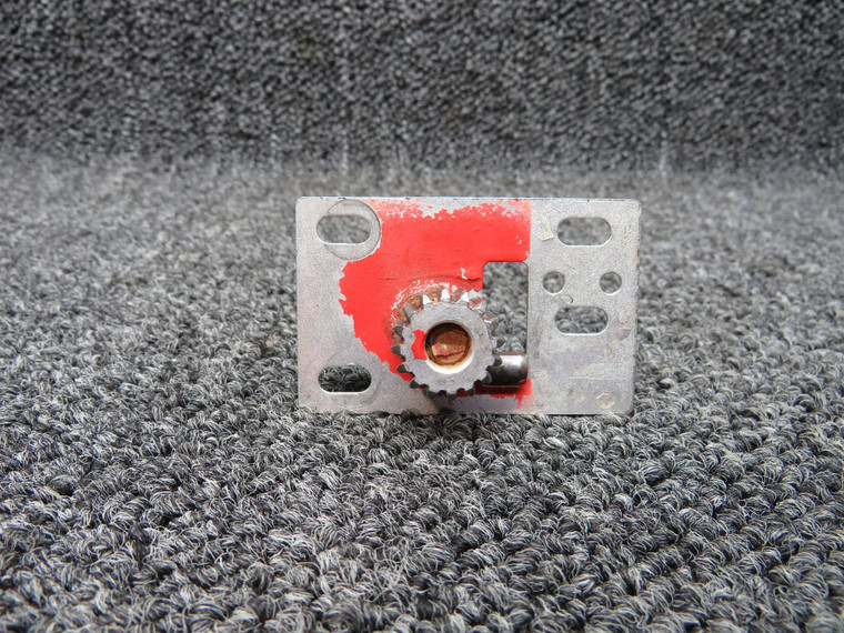 1712080-1 Cessna 177B Cabin Door Clutch Assembly LH