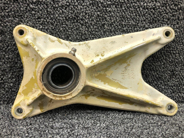 20757-000 (CAST: 20756) Piper PA24-250 Trunnion Fitting LH Forward (a)