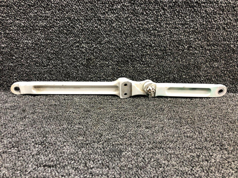 20819-000 / 20815-000 Piper PA24-250 Nose Gear Drag Link Set RH