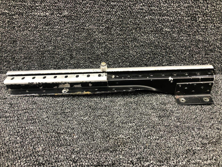 0812987-9 Cessna 310Q Center Seat Outboard Seat Track LH
