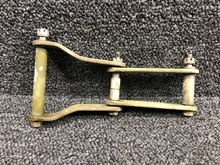 0862101-10 / 0862101-5 Cessna 310Q Flap Scissor Link Outbd / Inbd LH / RH