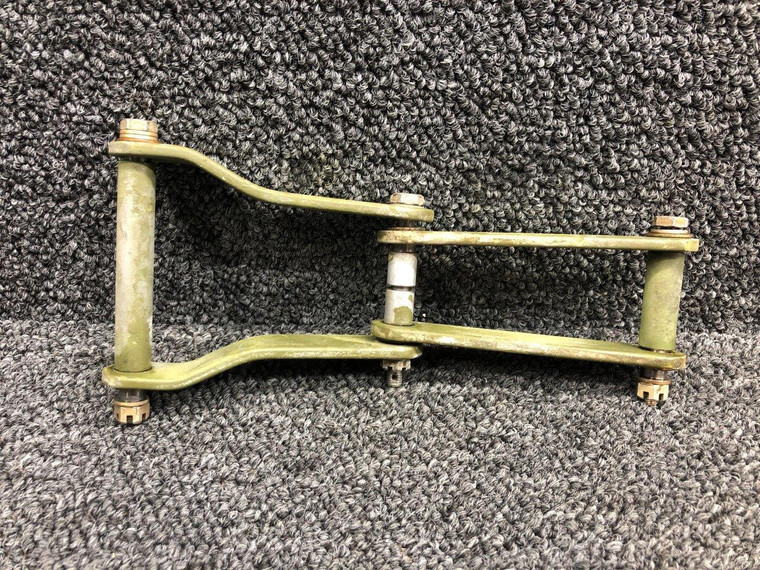 0862101-9, 0862101-5 Cessna 310Q Flap Scissor Link LH (Inboard Wing, Inboard)