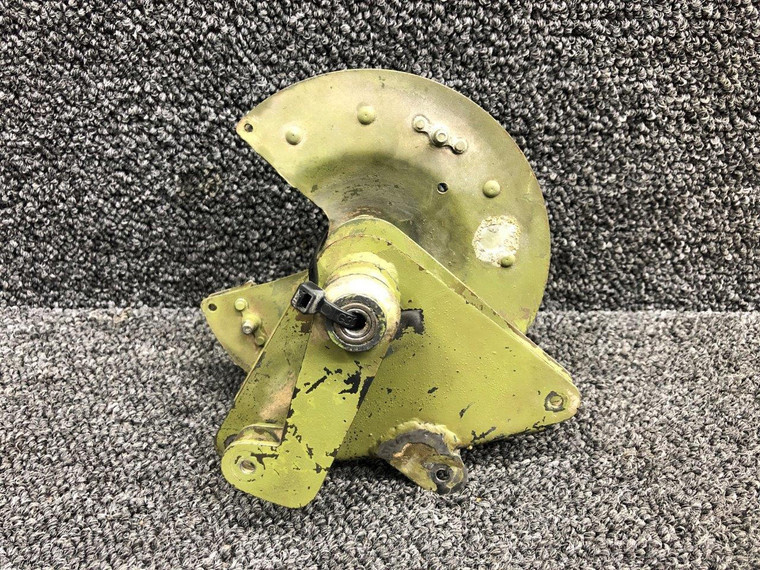 0762024-2 Cessna 182M Flap Control Bellcrank Assembly RH