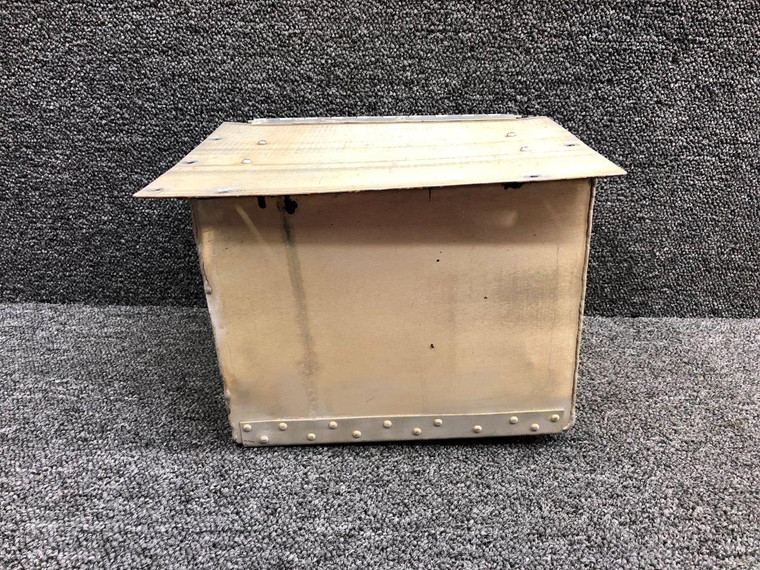 96-410031 / 96-364068-601 Beechcraft E-55 Nose Battery Box Assembly W/ Lid