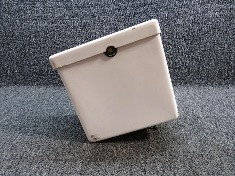 D689-5 / D689-3 Robinson R44 Battery Box Assembly W/ Cover (Aftermarket)