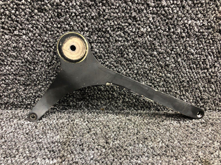 58-940032-1 Beechcraft 95-B55 Propeller Control Lever RH (Minus Knob)
