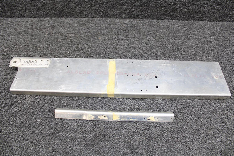 10008-17-2 / 523400-20 Rear Spar Segment W/ Angle (SA)