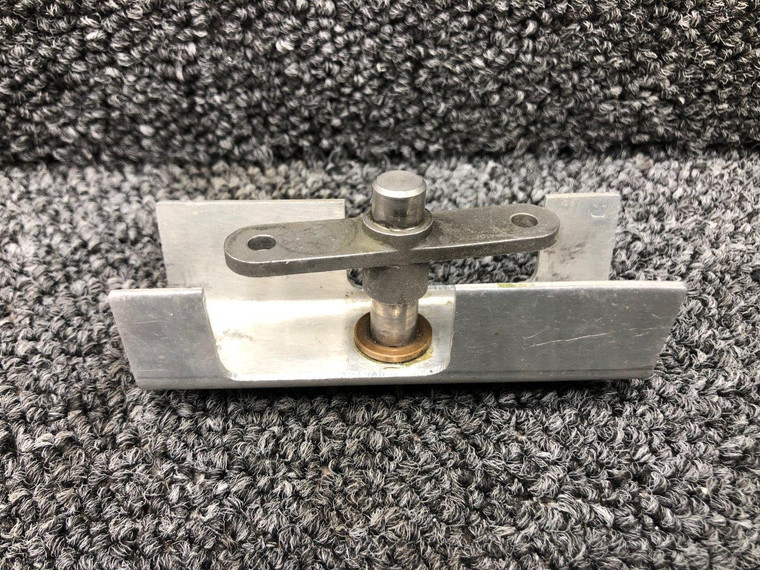 5111550-10 / 5111556-1 Cessna 421C Emergency Exit Door Bellcrank &amp; Channel