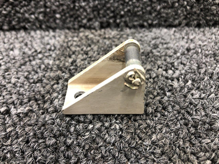 0851781-18 Cessna 421C Wing Locker Baggage Door Latch Assembly