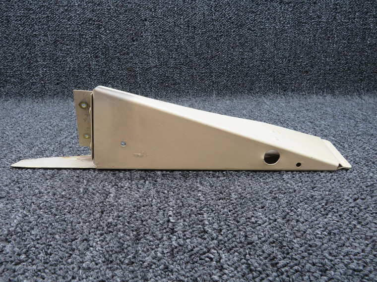 21267-000 Piper PA24-260 Flap Fairing Assembly LH (Colored)